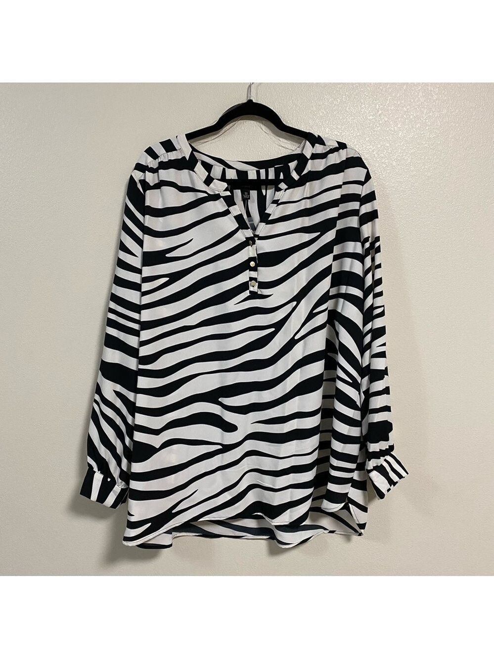 Investments Top Womens Size 3X Zebra Print Blouse NWT